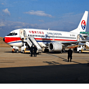 鄂尔多斯机场物流航空快运业稳步发展的原因是什么？